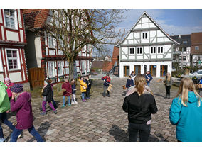 Rasseln in Naumburg - eine alte Ostertradition (Foto: Karl-Franz Thiede)